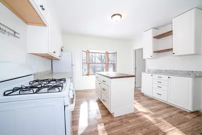 11 Holden, Worcester, MA 01605 - Photo 10