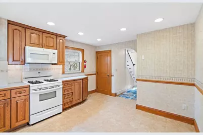 43 Agassiz Ave, Belmont, MA 02478 - Photo 16