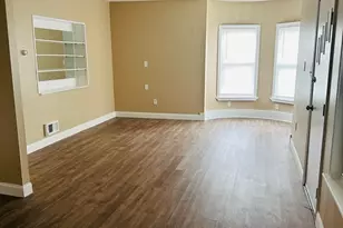 5 Oxford Park, Revere, MA 02151 - Photo 2