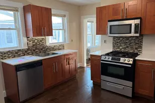 66 Wren St, Boston, MA 02132 - Photo 8