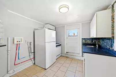 24 Park Avenue #3, Malden, MA 02148 - Photo 6