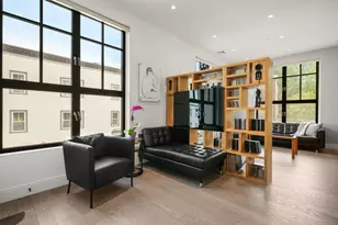 8 Leverett St, Brookline, MA 02445 - Photo 12