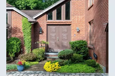 22 Elm St, Canton, MA 02021 - Photo 2