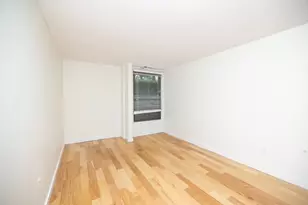 60 Shrewsbury Green Dr, Shrewsbury, MA 01545 - Photo 10