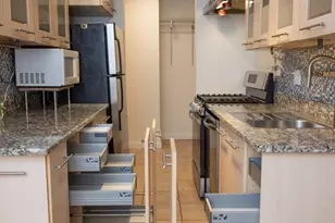 60 Shrewsbury Green Dr, Shrewsbury, MA 01545 - Photo 14