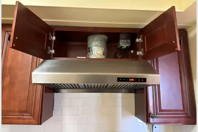 1025 Hancock St #6J, Quincy, MA 02169 - Photo 8