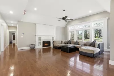 71 Regency Place, North Andover, MA 01845 - Photo 6