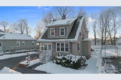 27 Vernon St, Haverhill, MA 01835 - Photo 2