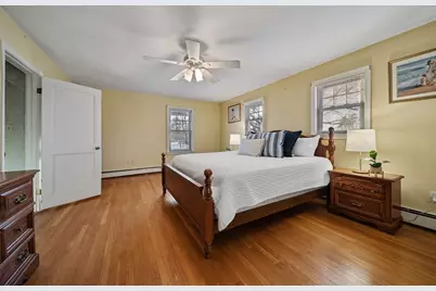 27 Vernon St, Haverhill, MA 01835 - Photo 26