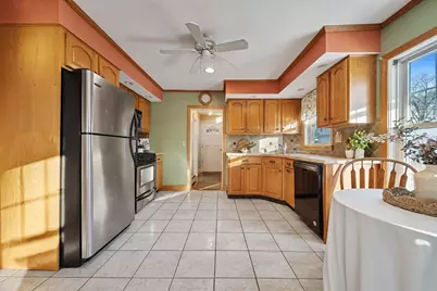 27 Vernon St, Haverhill, MA 01835 - Photo 14