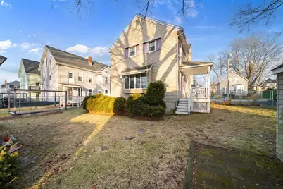 27 Vernon St, Haverhill, MA 01835 - Photo 36