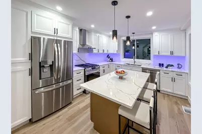 469 Washington Ave #B, Chelsea, MA 02150 - Photo 6