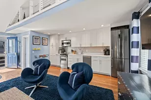 147 Commercial St, Provincetown, MA 02657 - Photo 12