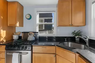 49 Bradford St, Provincetown, MA 02657 - Photo 10