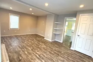 13 Howland St, Plymouth, MA 02360 - Photo 4