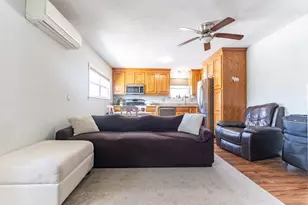 14 Pleasant St, Franklin, MA 02038 - Photo 6