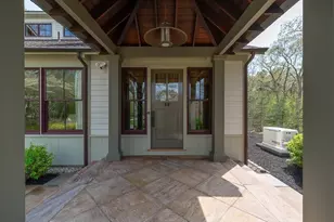 103 Essex St, Hamilton, MA 01982 - Photo 18