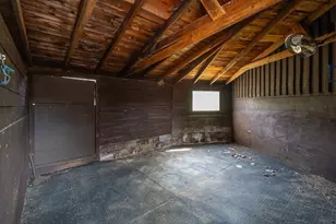 103 Essex St, Hamilton, MA 01982 - Photo 40