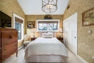 103 Essex St, Hamilton, MA 01982 - Photo 28