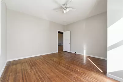 18 Cedar St, Northampton, MA 01060 - Photo 24