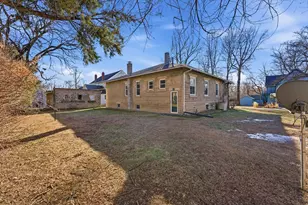 18 Cedar St, Northampton, MA 01060 - Photo 36