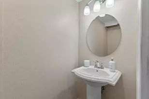 2 Sugden Ln, Chelmsford, MA 01863 - Photo 32