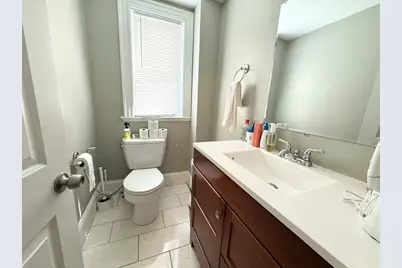 81 Florence St #2, Boston, MA 02131 - Photo 10