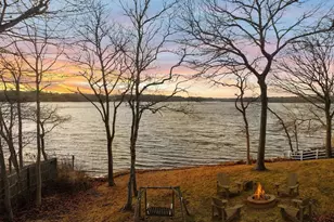 7 Loon Ln, Yarmouth, MA 02673 - Photo 2