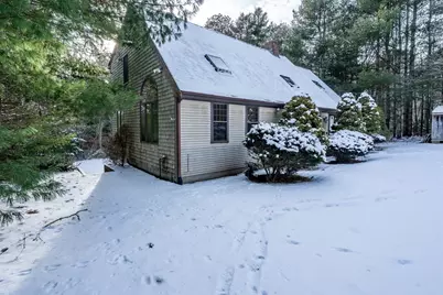192 Sandy Valley Rd, Barnstable, MA 02648 - Photo 2