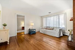 35 Peters St, North Andover, MA 01845 - Photo 6