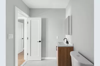 735 Broadway, Pawtucket, RI 02861 - Photo 14