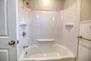 90 Evergreen Ave, Somerset, MA 02726 - Photo 8