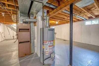 90 Evergreen Ave, Somerset, MA 02726 - Photo 12