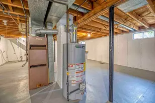 90 Evergreen Ave, Somerset, MA 02726 - Photo 12