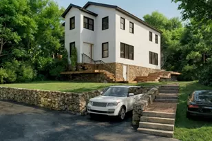 9 Ledge St, Melrose, MA 02176 - Photo 1