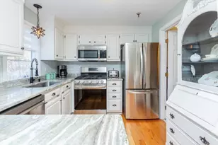 51 Tobey Rd, Dracut, MA 01826 - Photo 6