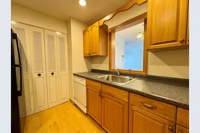 25 Greentree Ln #43, Weymouth, MA 02190 - Photo 4