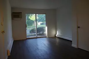 81 High St, Amesbury, MA 01913 - Photo 4