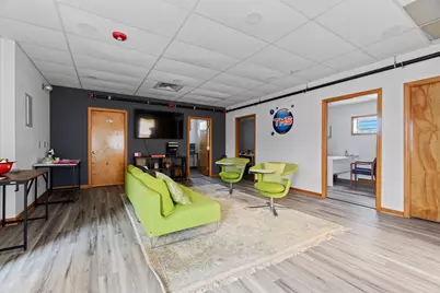 30 Millbury St #G, Worcester, MA 01610 - Photo 2