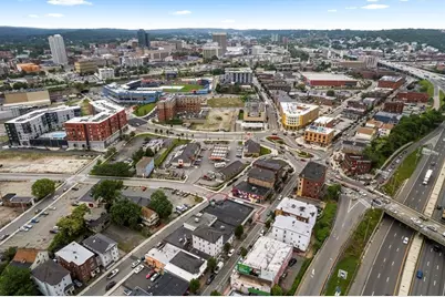 30 Millbury St #G, Worcester, MA 01610 - Photo 16