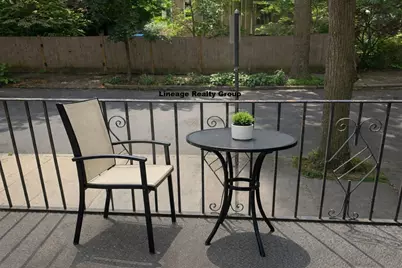 157 Thorndike #1, Brookline, MA 02446 - Photo 8