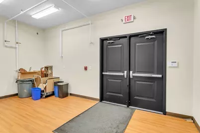 1010 Thorndike St, Palmer, MA 01069 - Photo 4