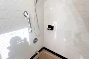 146 Woodrow Ave, Boston, MA 02124 - Photo 6