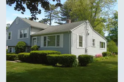 63 Meadowlark Dr, Longmeadow, MA 01106 - Photo 2