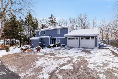 40 Hillcrest Ave, Worcester, MA 01602 - Photo 2