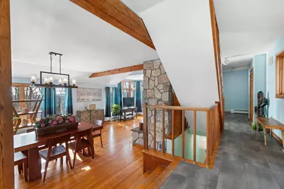 40 Hillcrest Ave, Worcester, MA 01602 - Photo 6