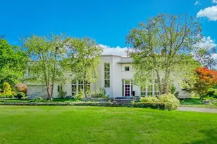 23 Bedford Rd, Lincoln, MA 01773 - Photo 2