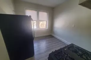 14 Abbottsford, Boston, MA 02121 - Photo 2