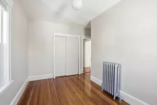 115 Navarre St, Boston, MA 02136 - Photo 14