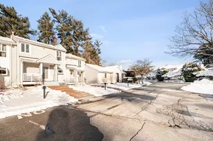 81 Alcott Cir, Taunton, MA 02780 - Photo 26